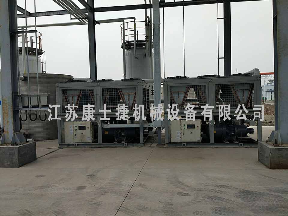 超低溫制冷機組使用案例現(xiàn)場照片